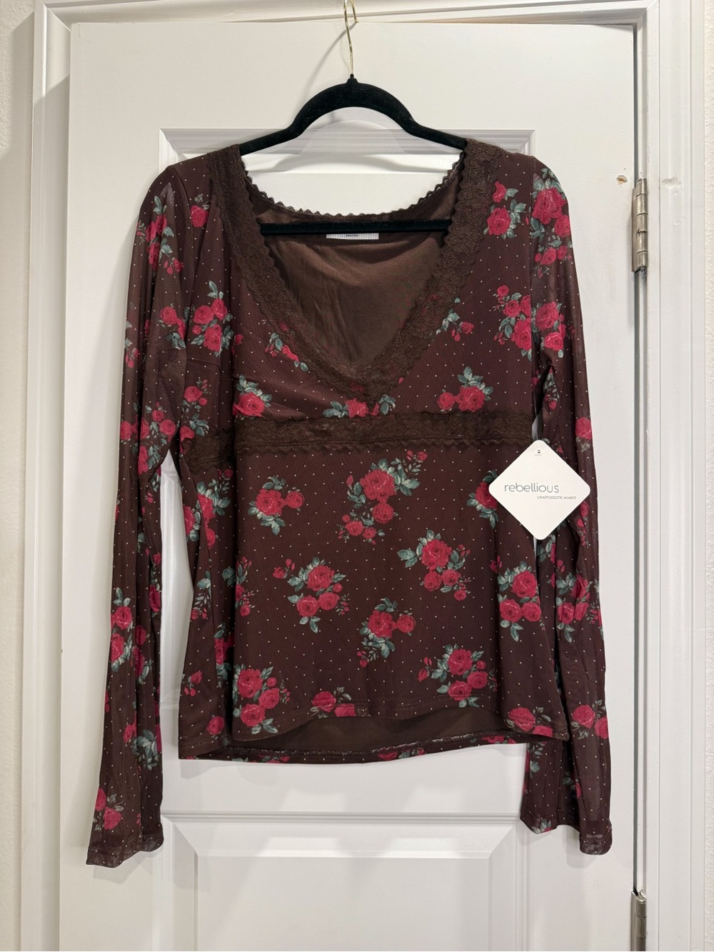 Y2K Rebellious Rose Brown Long-Sleeve V-Neck Top with Pink Rose Print
